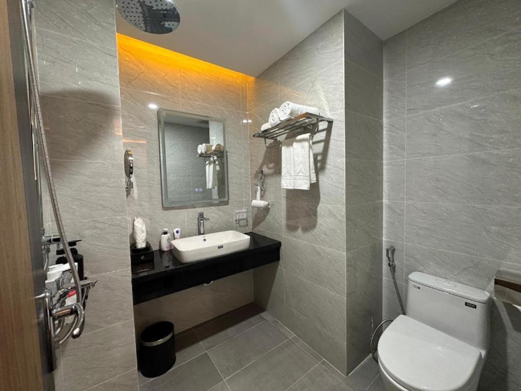 A25 Hotel - 21 Nghia Tan Hanoi Exterior foto